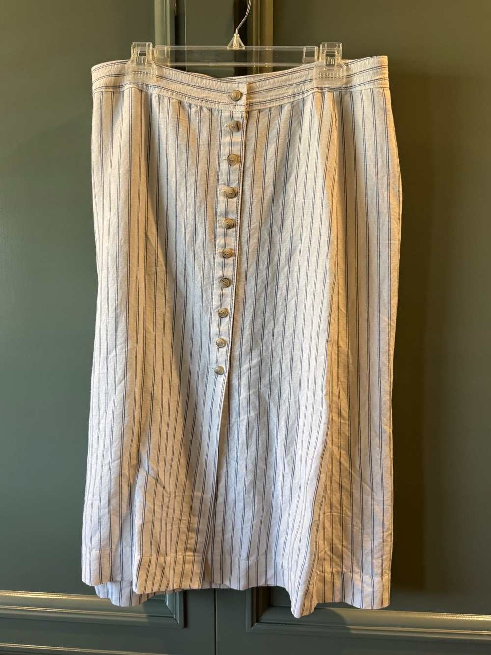 Madewell Cream and Blue Vertical-Stripe Button-Front Midi Skirt